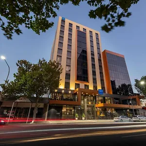 **** Hotel Tryp By Wyndham Pulteney Street Australia