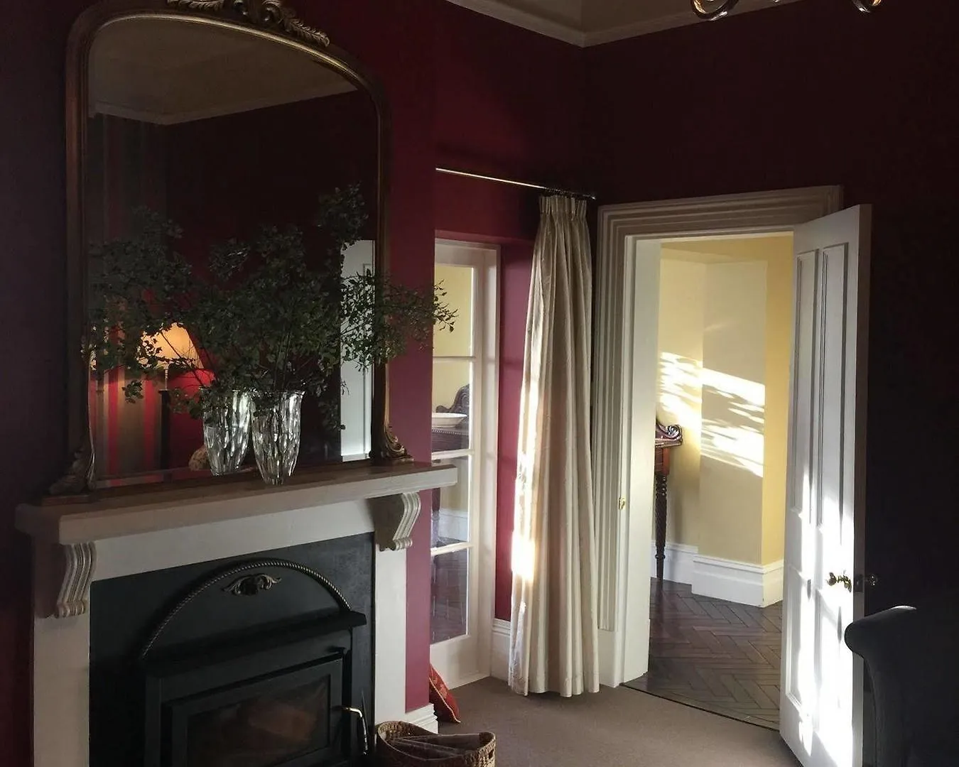 Clydesdale Manor Bed and Breakfast Hobart Bed & Breakfast